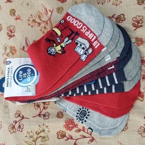NWT- Life is Good 6 Pack Low Cut Socks ‘BBQ Jack’